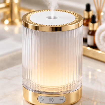 Detail of ribbed body and gold-tone rim